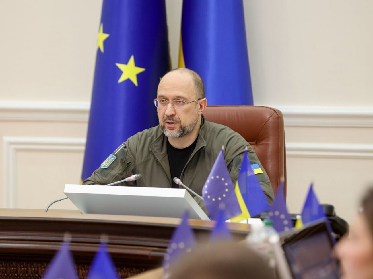 Шмигаль: Вдячні уряду Німеччини та всім країнам, які готові передати Leopard 2 Україні