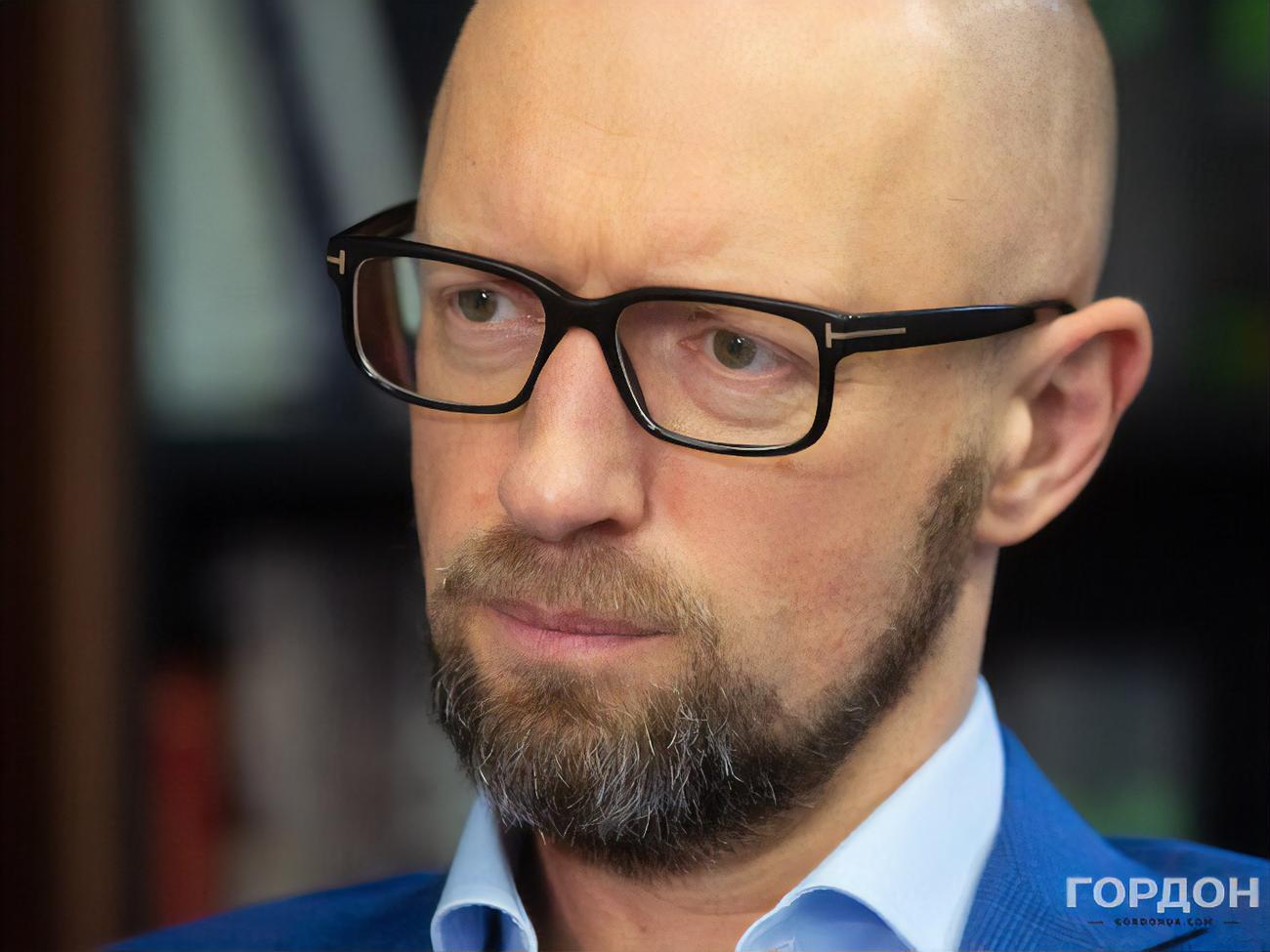 Яценюк:&nbsp;Сорри, еда &ndash; это не национальная безопасность. Это коррупция. Поэтому я убежден, что высшее украинское руководство должно на этом примере принять самые жесткие меры