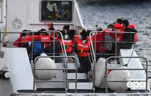 Спасли около 100 человек с затонувшей лодки