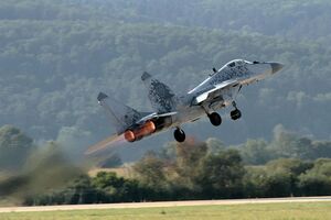 Винищувачі МіГ-29 є на одній із баз у Словаччині, зазначив глава міноборони