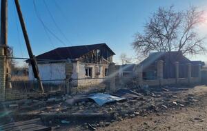 Россияне нанесли удар по Очеретино из артиллерии, разрушили по меньшей мере три частных дома, отметили в Донецкой ОВА