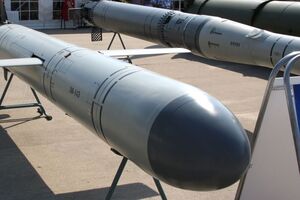 Гуменюк объяснила, почему Россия предпочитает забрасывать Украину ракетами и дронами