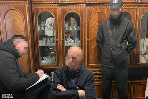 Во время обысков СБУ изъяла телефон и компьютерную технику с доказательствами противоправной деятельности