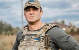 Тищенко сказал, что в Таиланде "проездом на пару дней", а по информации Гончаренко, он там уже около недели