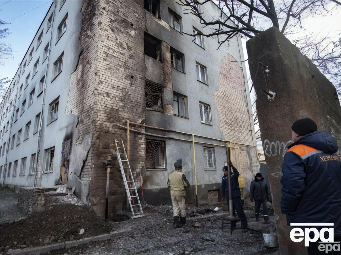 Російські окупанти щодня обстрілюють звільнений Херсон