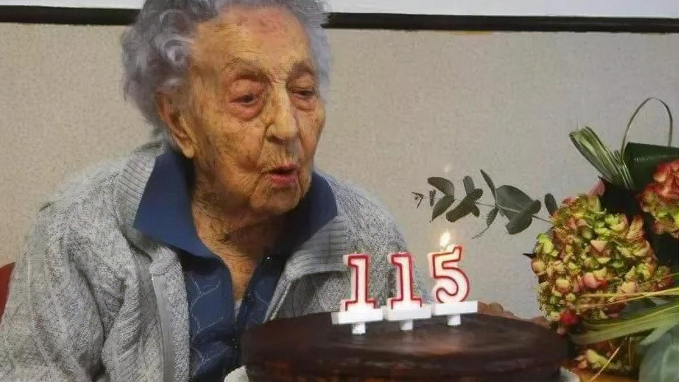 115-летняя долгожительница ведет Twitter