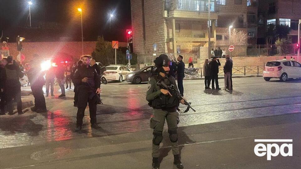 Семь человек погибли в результате стрельбы в синагоге Иерусалима