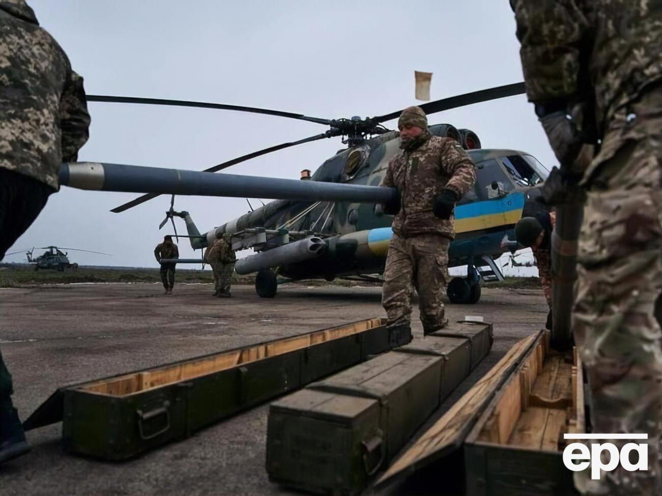 Украинские военные ежедневно наносят удары по врагу