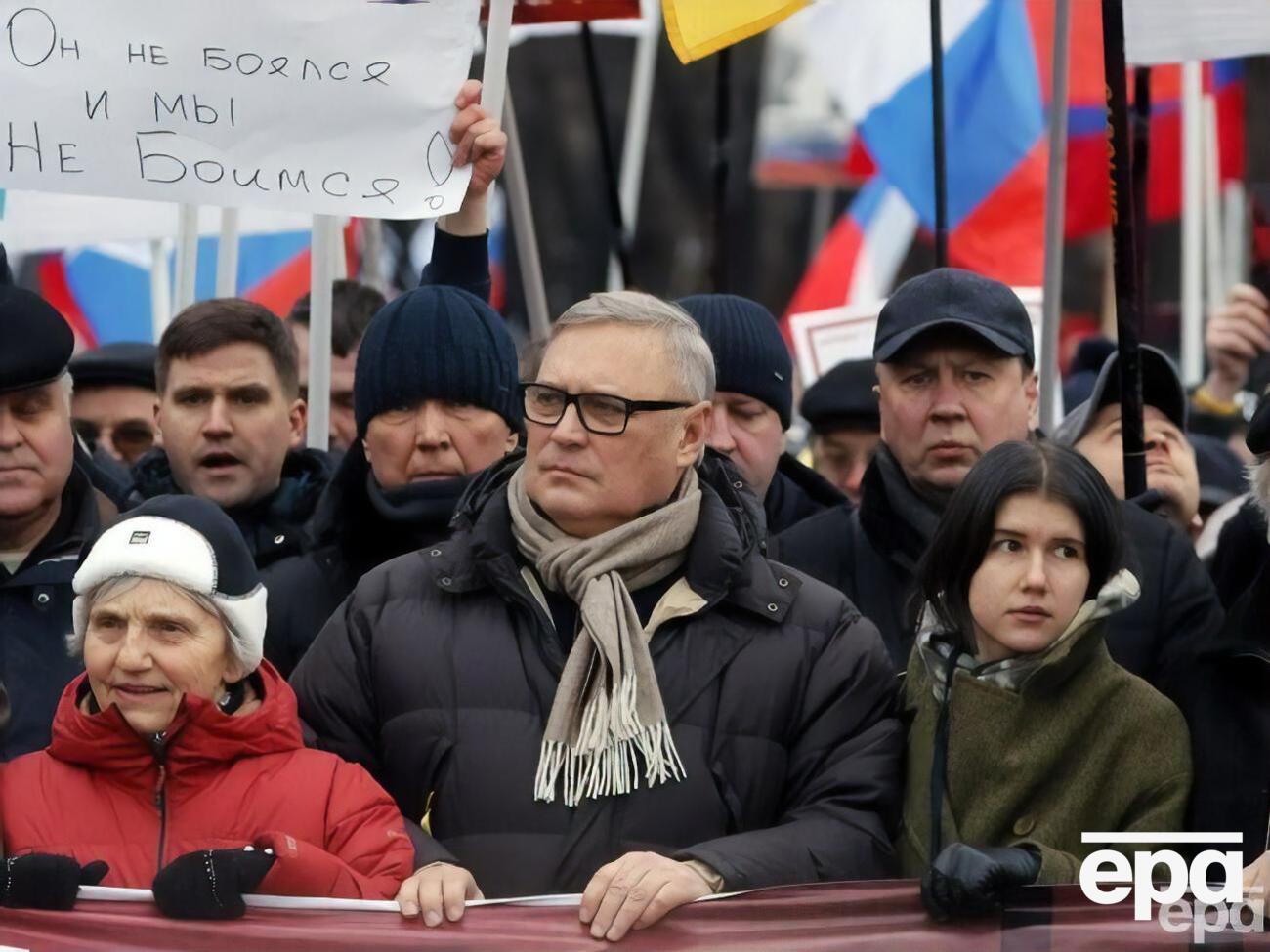 Касьянов (у центрі): Прибічників позиції "не дратуйте Путіна, не провокуйте його" вже немає
