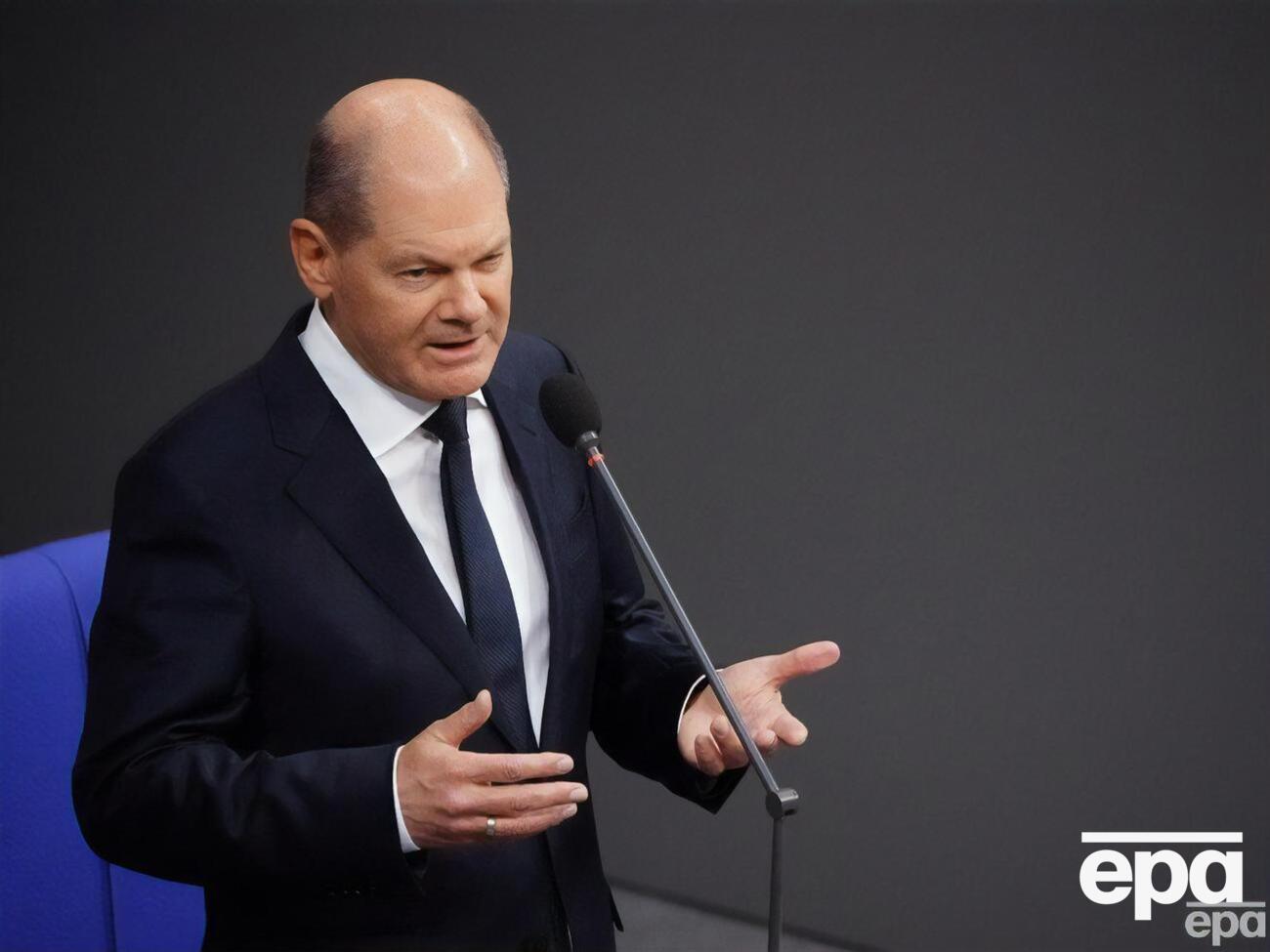 Нехай ті, хто заявив, що готові постачати Україні винищувачі, зроблять це зараз&nbsp;&ndash; Шольц