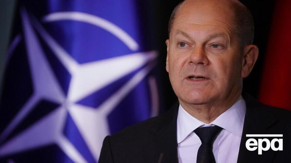 Путін має вивести війська з України – Шольц