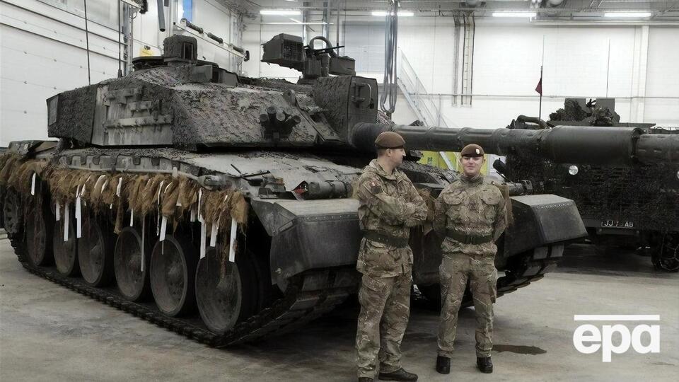 Великобританія надасть Україні танки Challenger 2