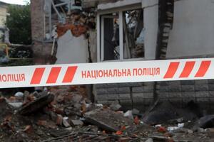 В Херсоне оккупанты обстреляли областную больницу