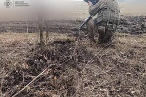 Пограничник сбил дрон из антидронового ружья