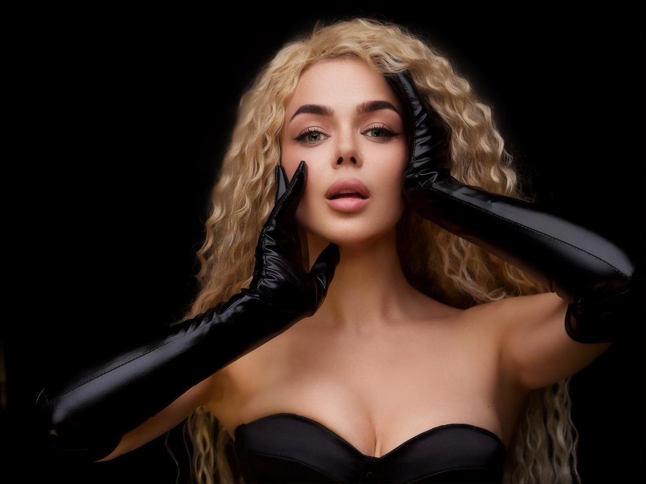 Grosu в середине декабря переехала в США, а спустя полтора месяца покинула страну