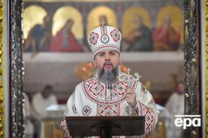 У січні Епіфаній провів у Лаврі два богослужіння