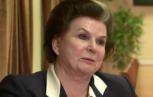Терешкова є членкинею прокремлівської партії "Единая Россия"