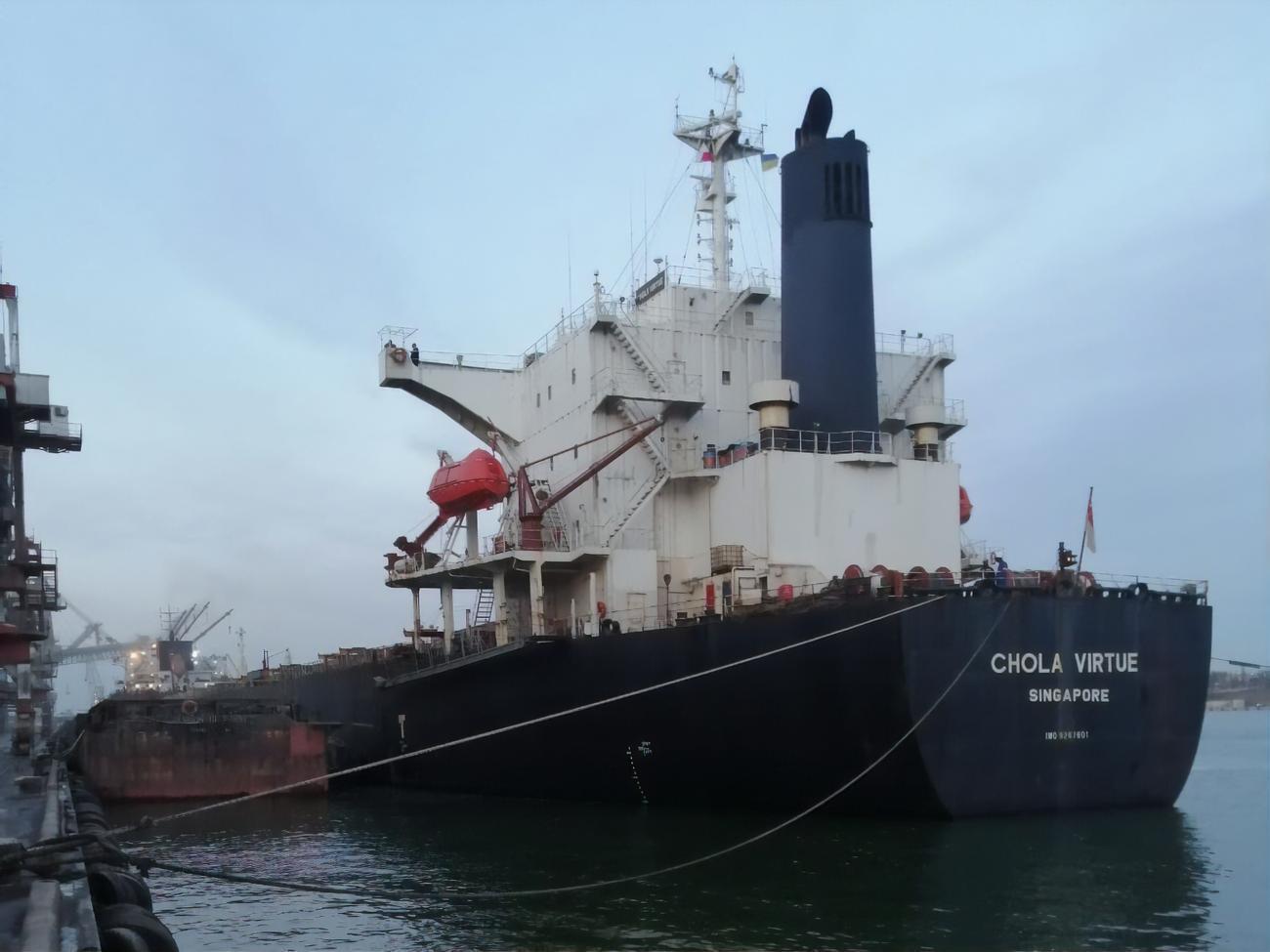 Россия системно саботирует работу "зернового коридора", сообщают украинские чиновники