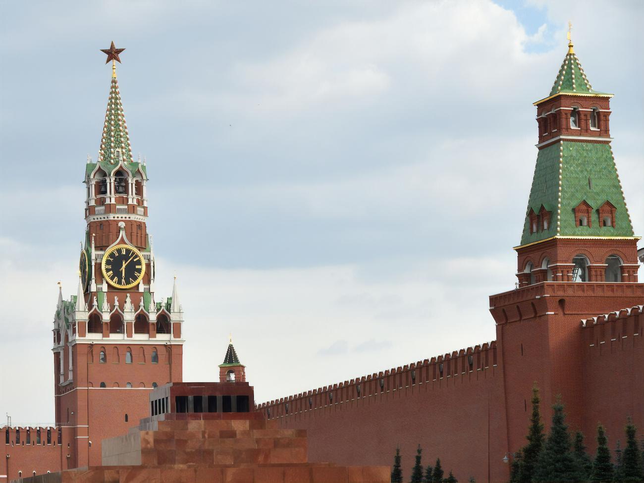 У НАЗК опублікували інструкцію щодо "сувенірів" із Кремля