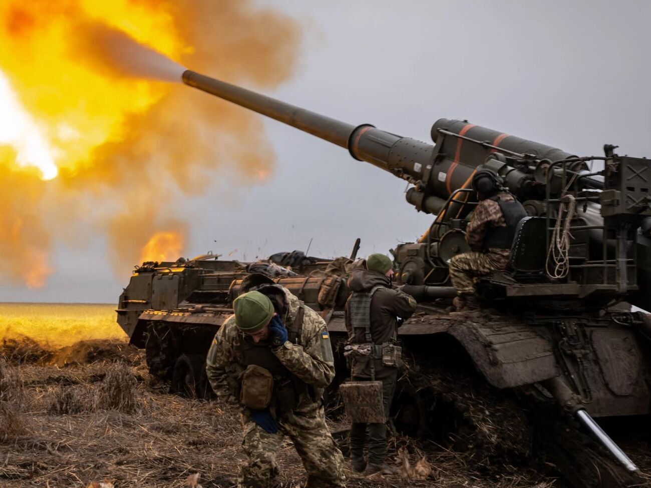 Украинские военные ударили по складу российских захватчиков на временно оккупированной территории Луганской области