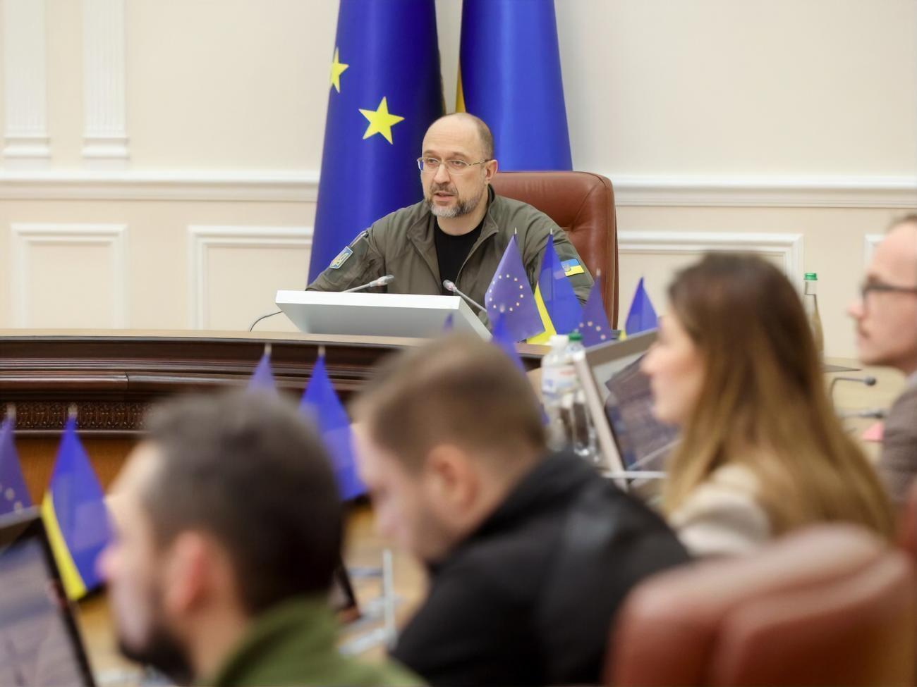 Массированные атаки России толкают Украину к коренной реформе – построению децентрализованной энергосистемы, отметил Шмыгаль