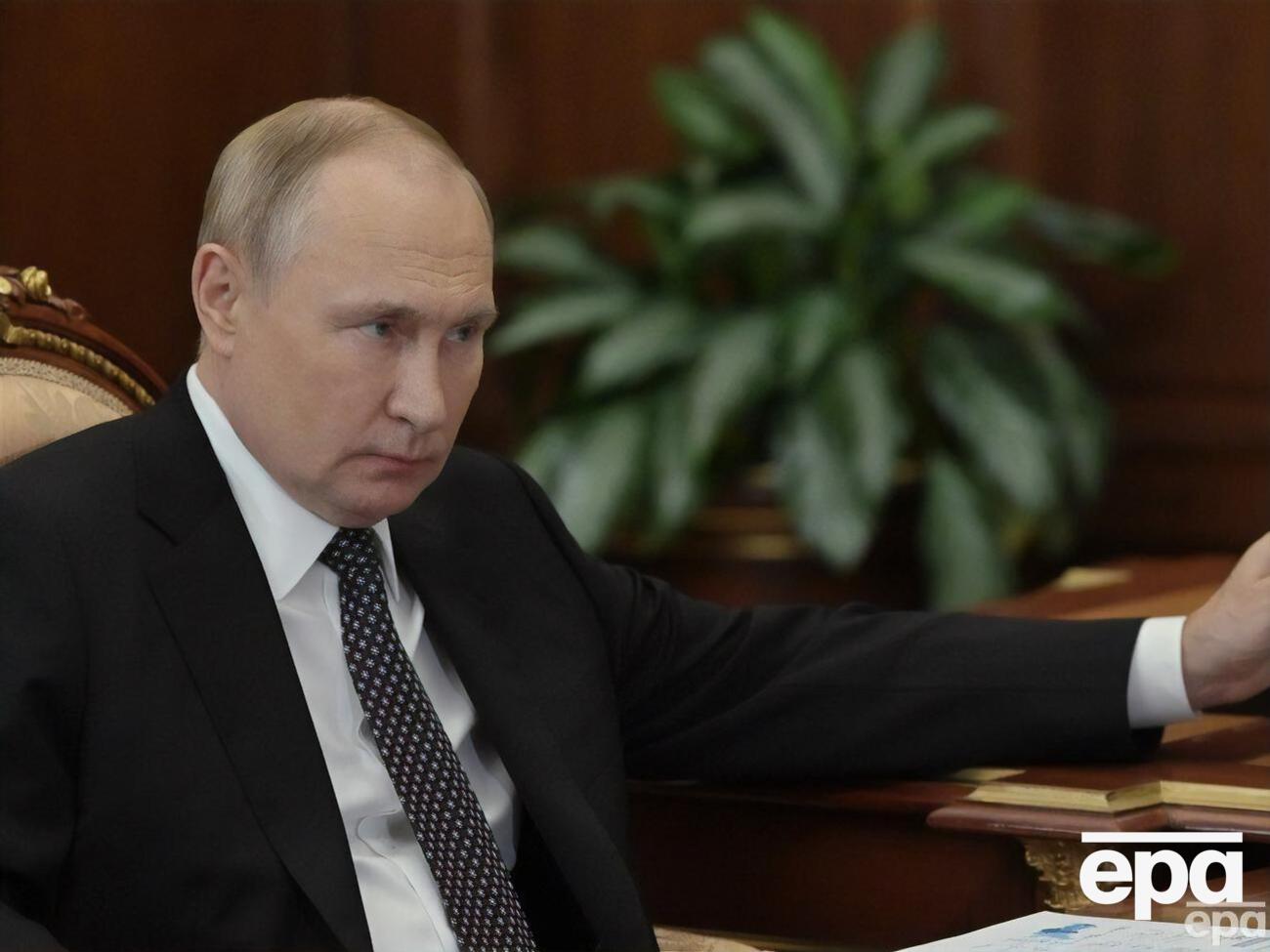 По словам&nbsp;Курчаб-Редлих, у Путина было два отчима