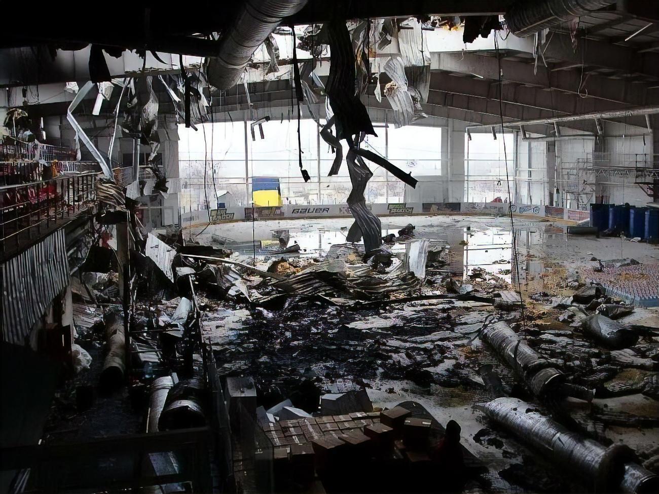 Ледовая арена в Дружковке начала работать еще до прихода России на Донбасс, отметил Зеленский