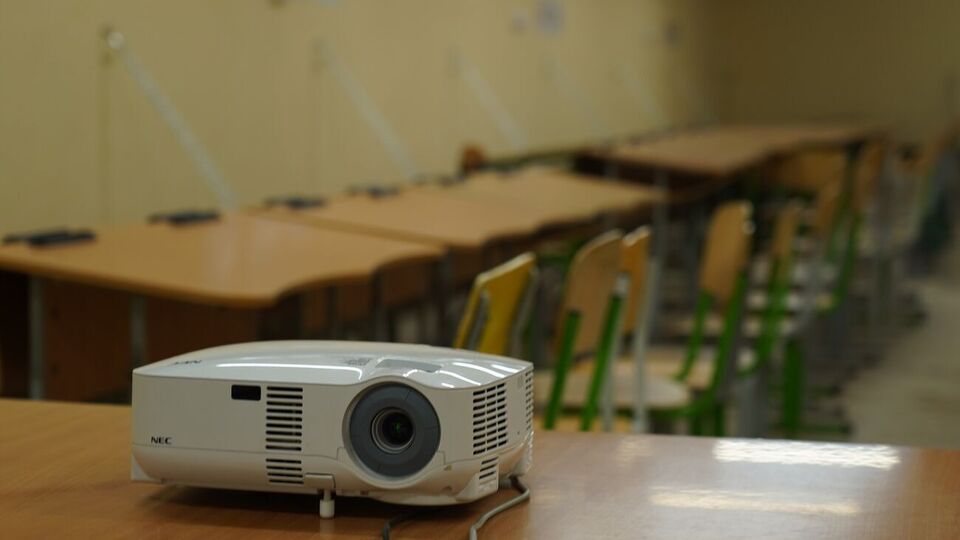 В Украине на 12 декабря 2022 года примерно 68% заведений образования имели укрытие и могли осуществлять образовательный процесс в очной форме, отмечали в Минобразования