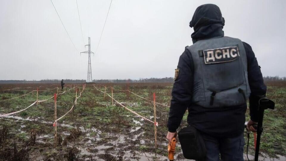 В администрации предупредили о работе пиротехников под Киевом