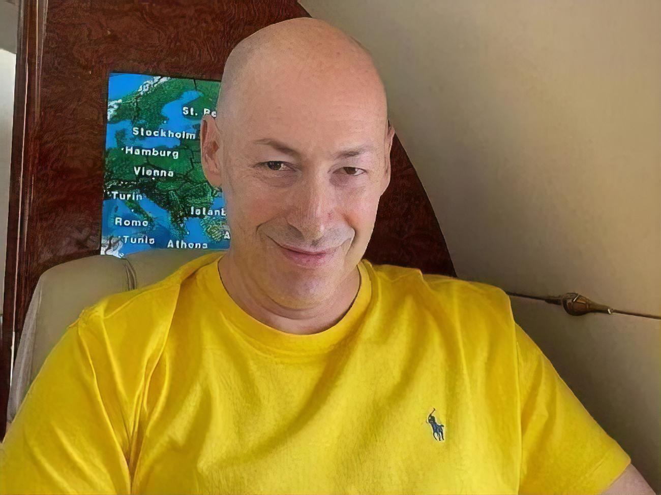 Гордон показав ролик із "розвагами" російських знаменитостей