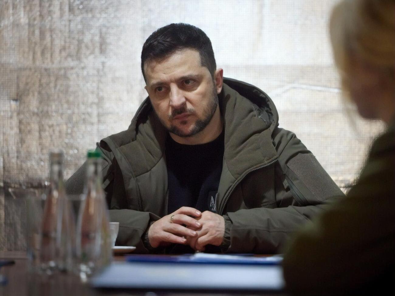 Зеленський: Ми їх будемо зупиняти, розбивати і готувати свій великий контрнаступ