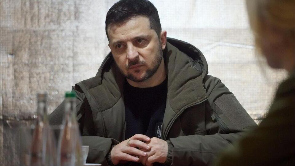 Зеленський: Ми їх будемо зупиняти, розбивати і готувати свій великий контрнаступ