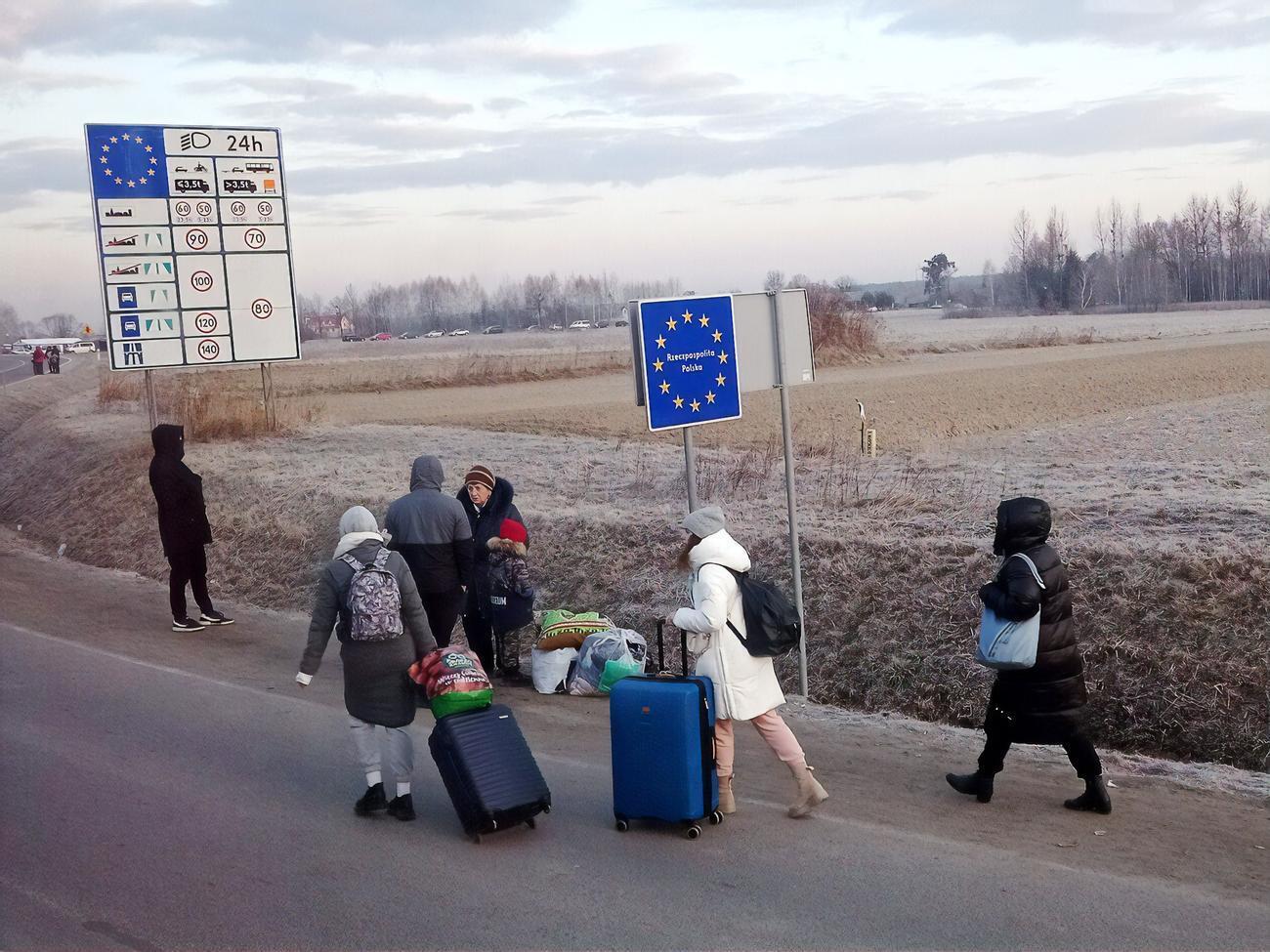 Під обмеження потрапило 15 тис. жінок, які є членкинями місцевих рад