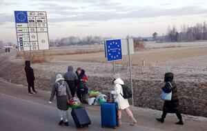 Під обмеження потрапило 15 тис. жінок, які є членкинями місцевих рад