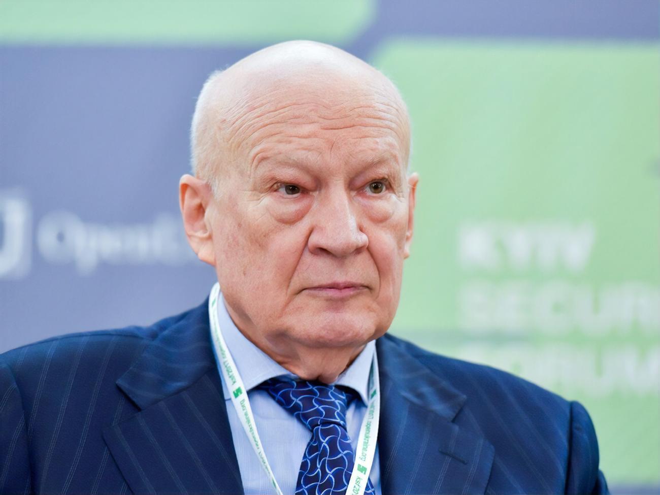 Победа наступит тогда, когда Украина сможет развиваться как государство "без угрозы с северо-восточного направления", считает Горбулин