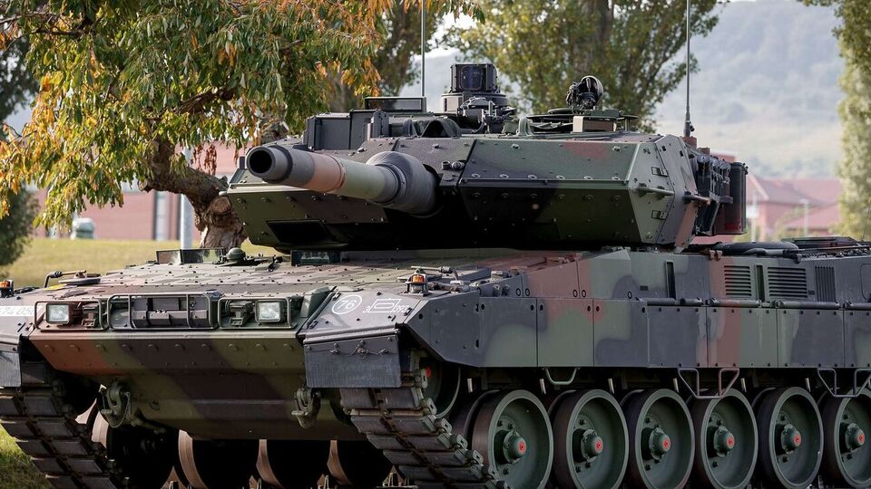 Управлять танками Leopard 2 украинских военных, возможно, будут обучать в Польше