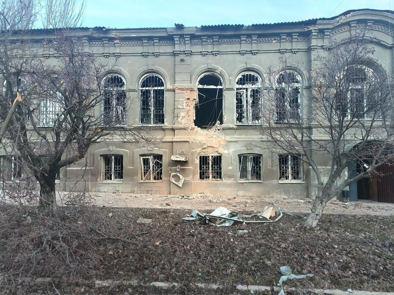 В Бахмуте повреждено историческое здание в центре города