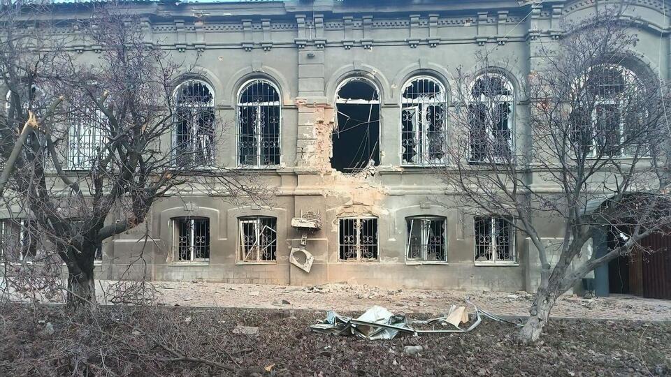 В Бахмуте повреждено историческое здание в центре города