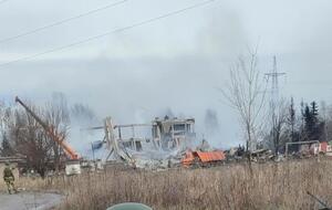 Будівлю ПТУ в Макіївці повністю зруйновано, проте частина розміщених там окупантів уціліла після удару