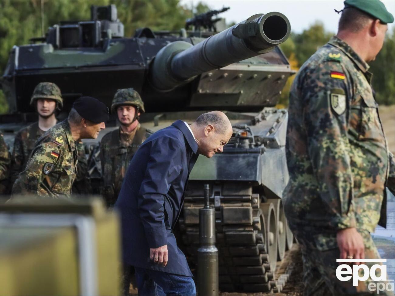 Канцлер Германии Шольц ранее заявлял, что Leopard Украина не получит