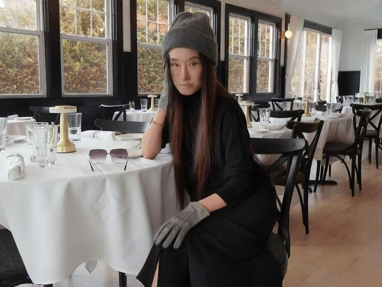 Вонг родилась в 1949 году в Нью-Йорке