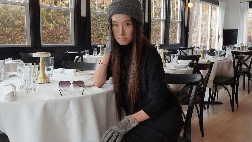 Вонг народилася 1949 року у Нью-Йорку