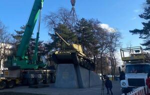 У Дніпрі прибрали дві пам'ятки радянського періоду