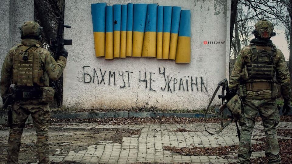 Украинские военные отбили очередные атаки врага в районе Бахмута