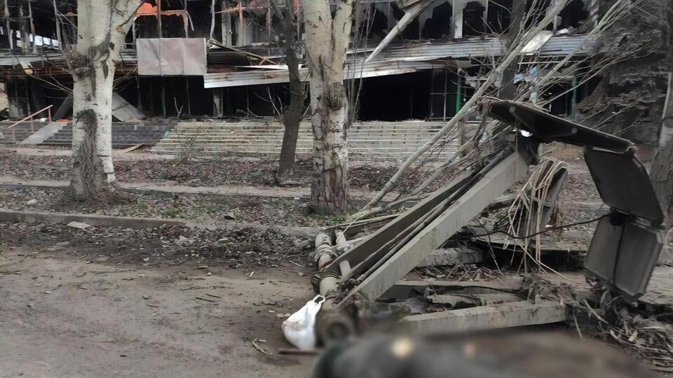 Окупанти знищують Бахмут і вбивають його жителів