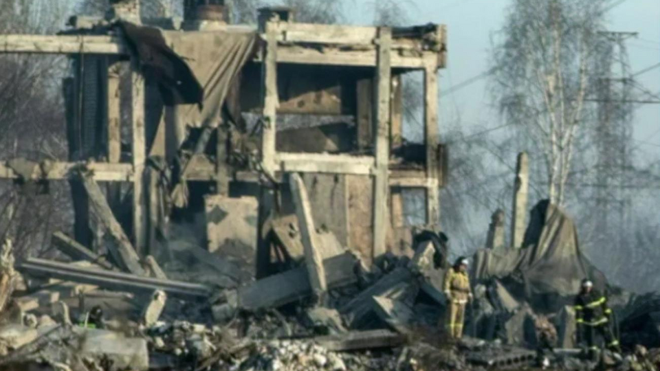 Оккупанты не смогли скрытно разместиться в здании училища в Макеевке, что, по словам Череватого, стало основной причиной удара по нему