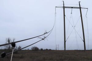 Энергетики продолжают устранять повреждения