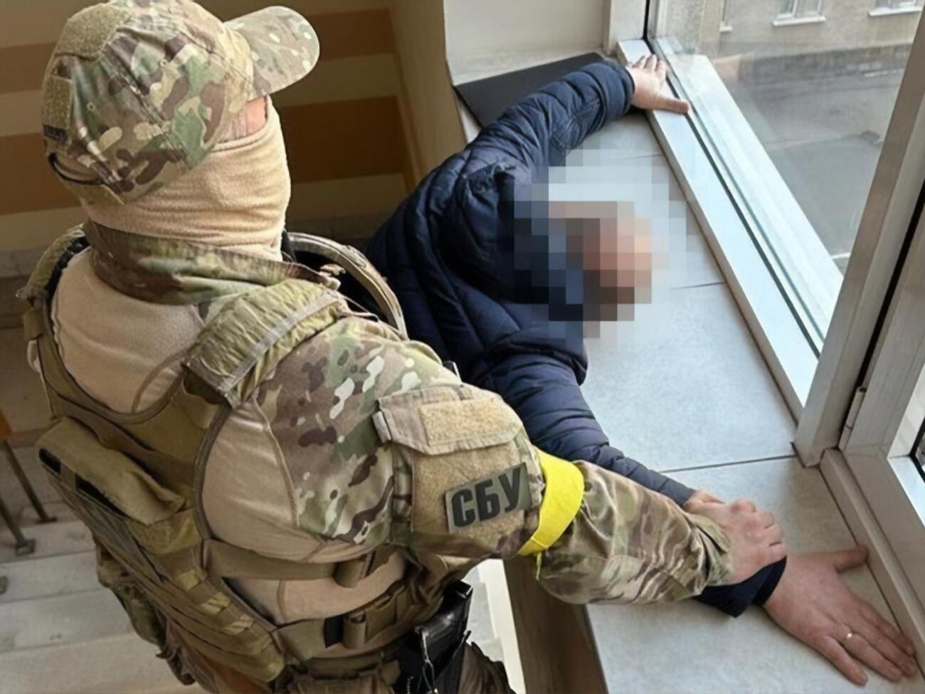 Затриманого повідомили про підозру за двома статтями Кримінального кодексу