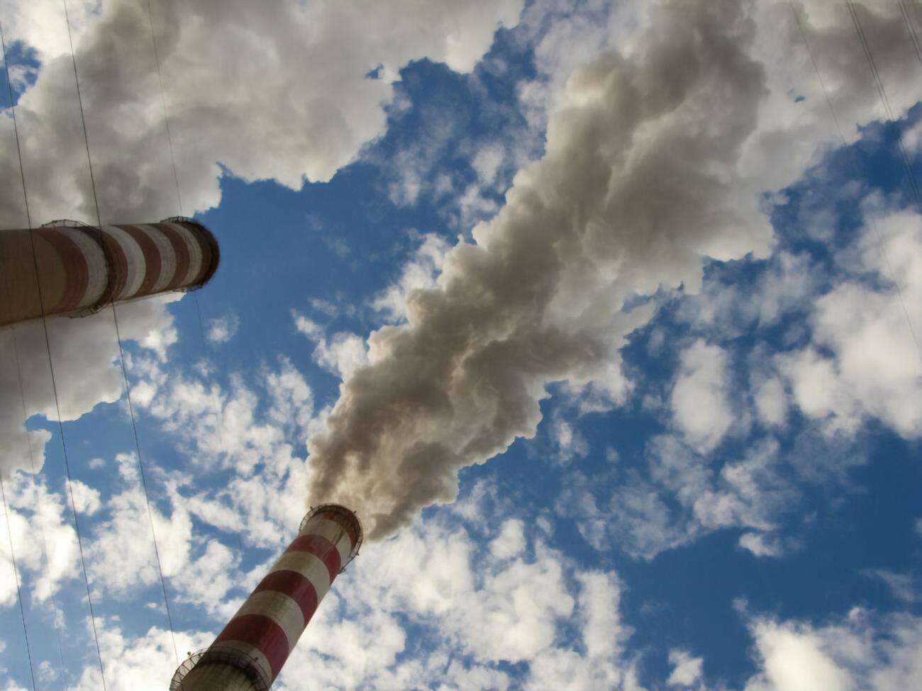 Внедрить автоматизированные системы контроля выбросов предлагает Министерство защиты окружающей среды и природных ресурсов