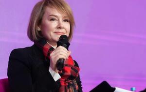 5 февраля начнутся санкции против российских нефтепродуктов. РФ надеется на контрнаступление и активизирует всех своих агентов и политиков типа Орбана